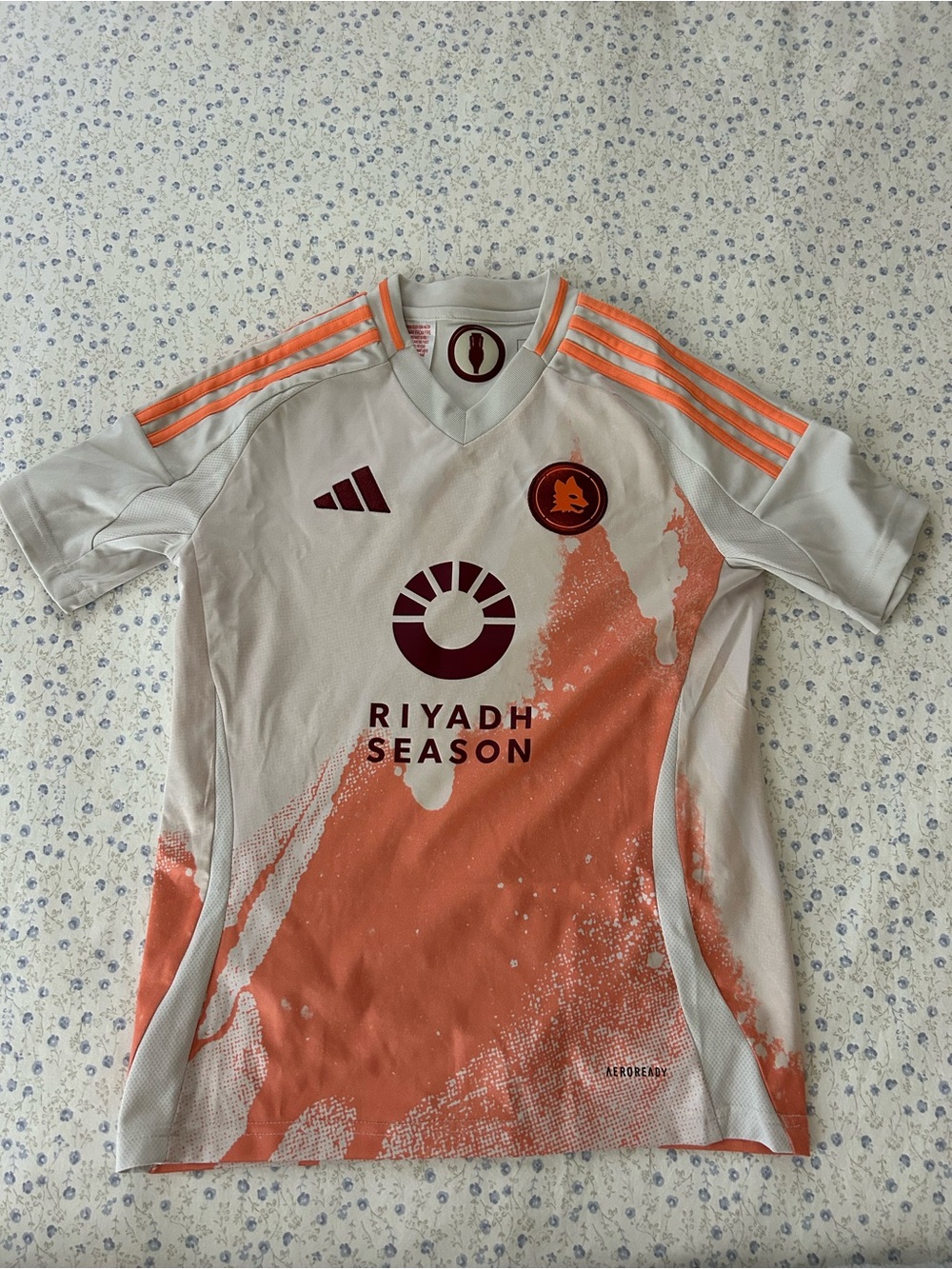 adidas Riyadh Season Women's Jersey in Light Gray and Coral